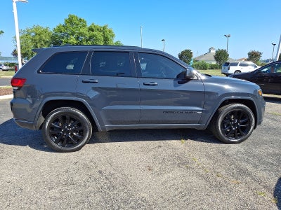 2017 Jeep Grand Cherokee Altitude