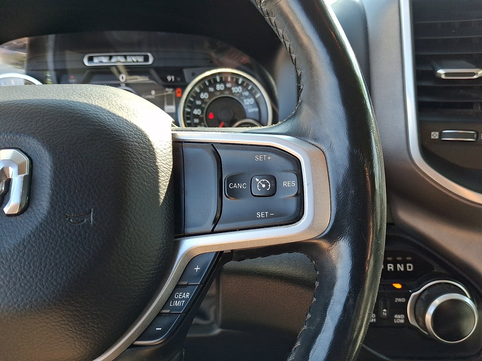 2019 RAM 1500 Big Horn/Lone Star Crew Cab 4x4 5'7" Box