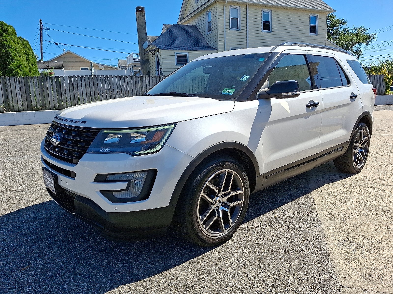 2016 Ford Explorer Sport