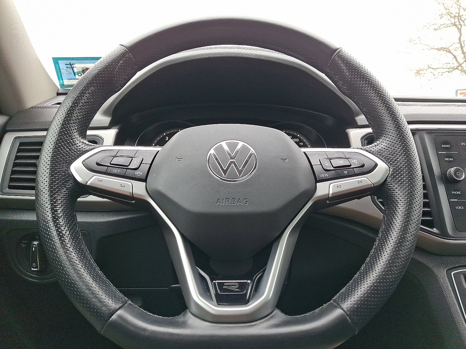 2021 Volkswagen Atlas 3.6L V6 SE w/Technology R-Line