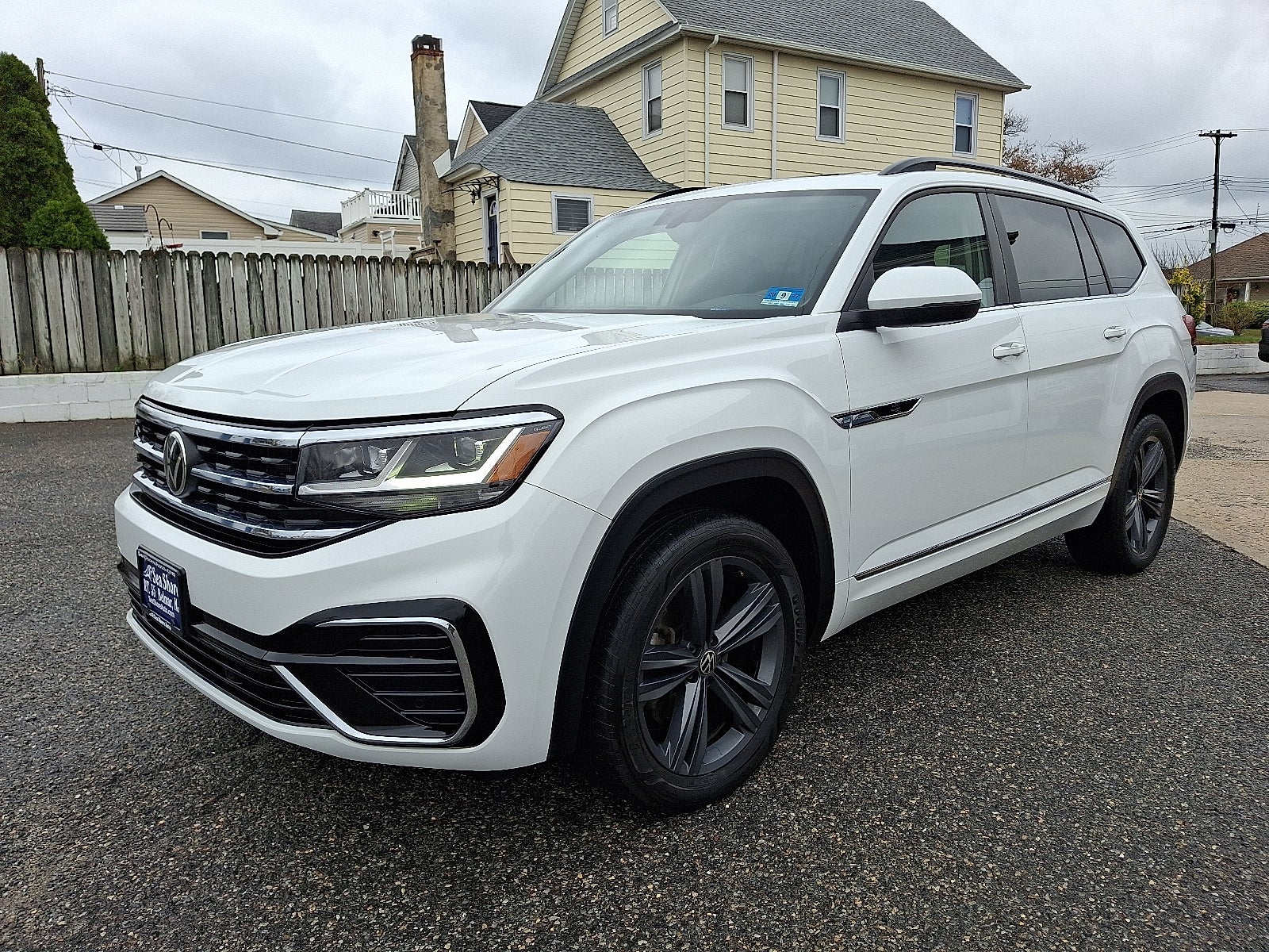 2021 Volkswagen Atlas 3.6L V6 SE w/Technology R-Line