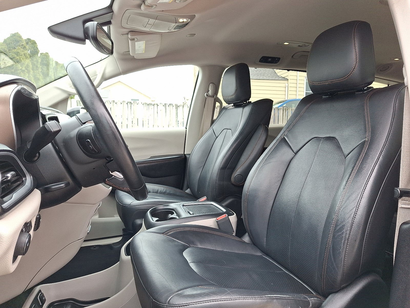 2017 Chrysler Pacifica Touring-L Plus