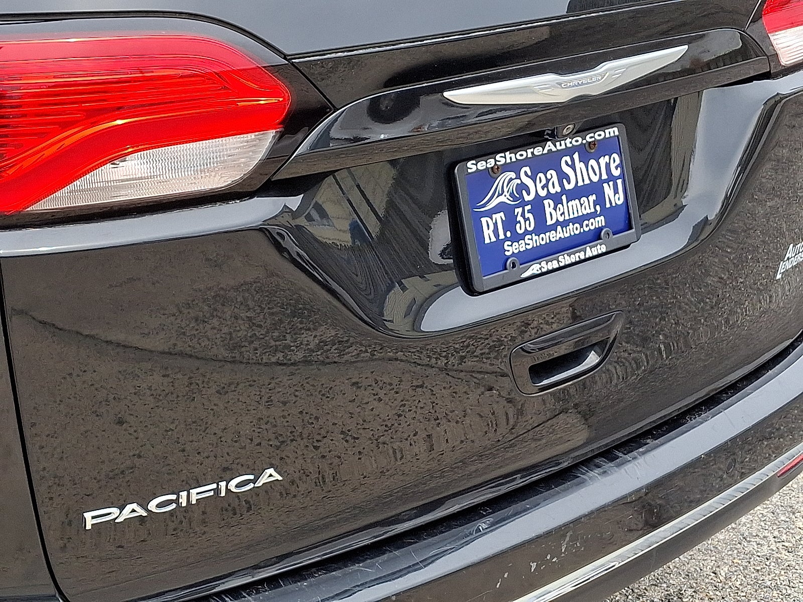 2017 Chrysler Pacifica Touring-L Plus