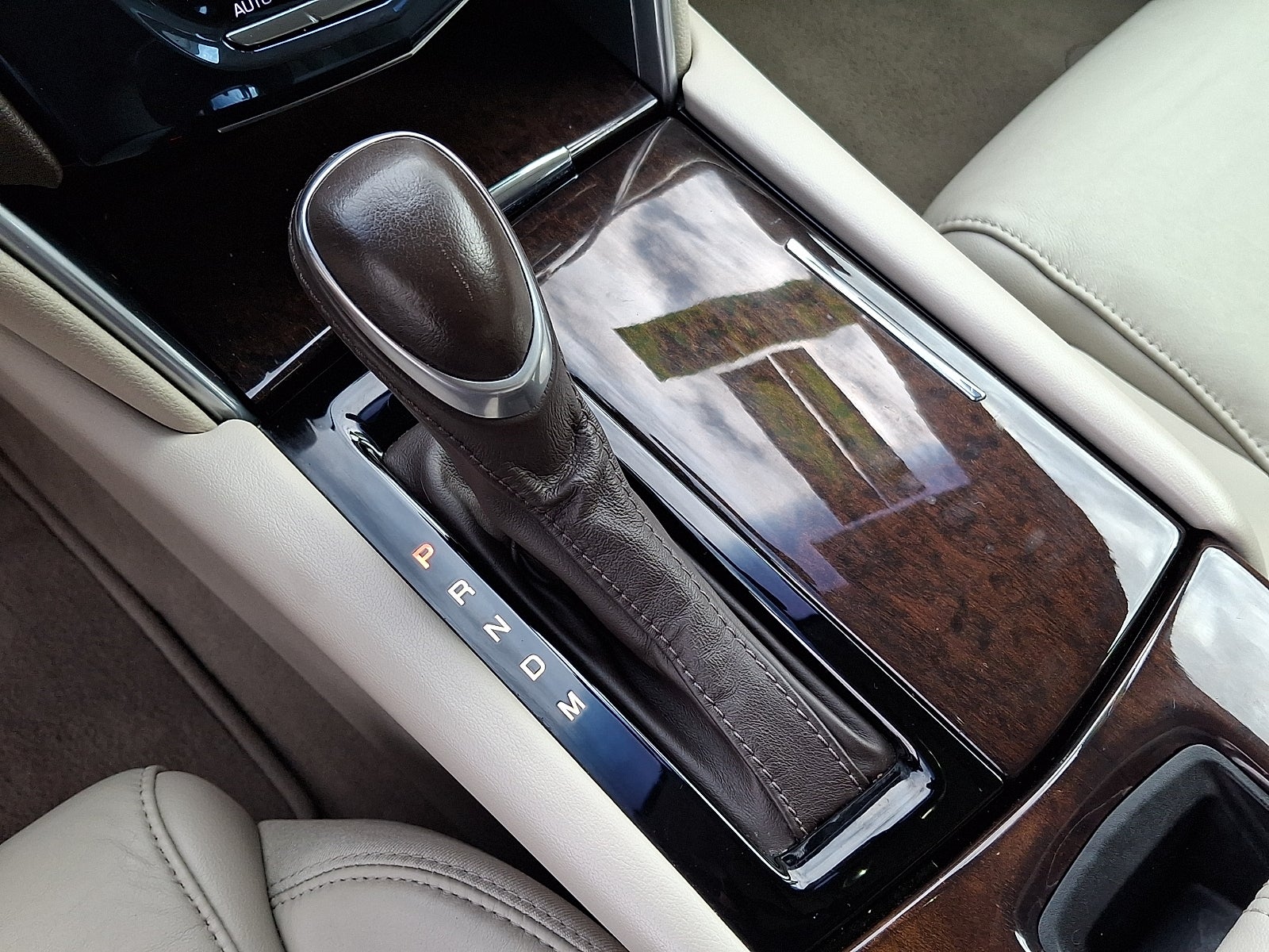 2016 Cadillac XTS Standard