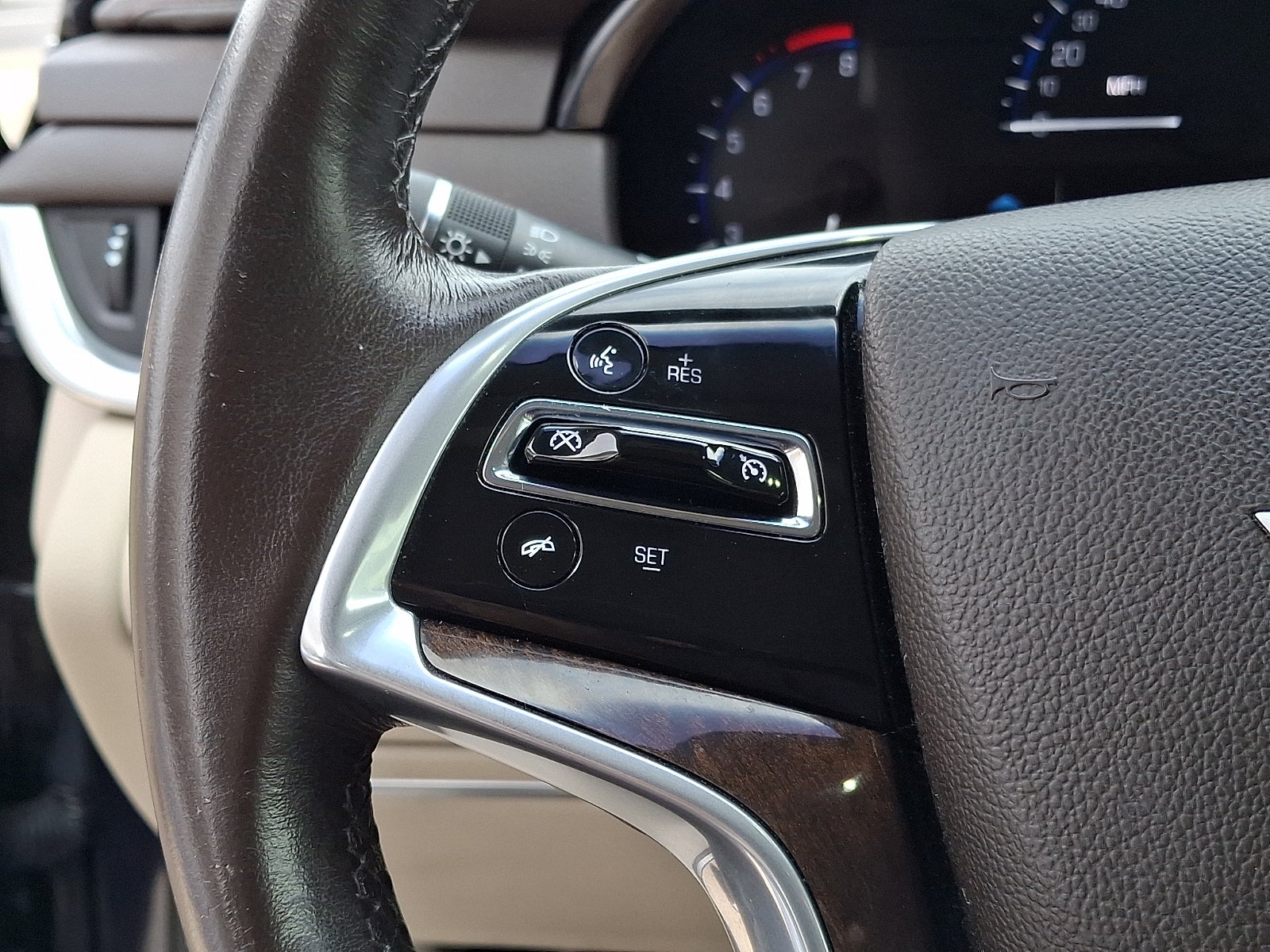 2016 Cadillac XTS Standard