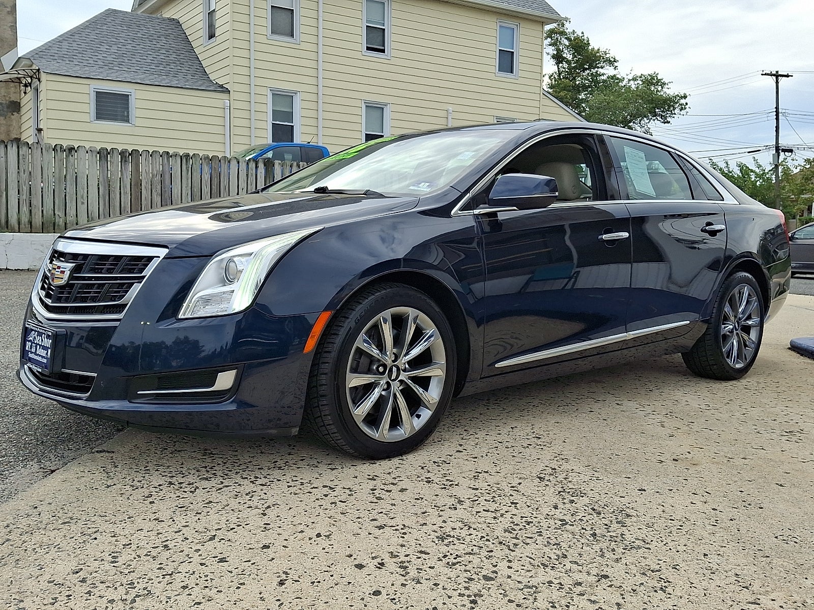 2016 Cadillac XTS Standard