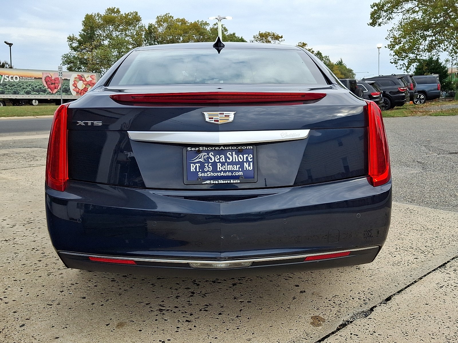 2016 Cadillac XTS Standard