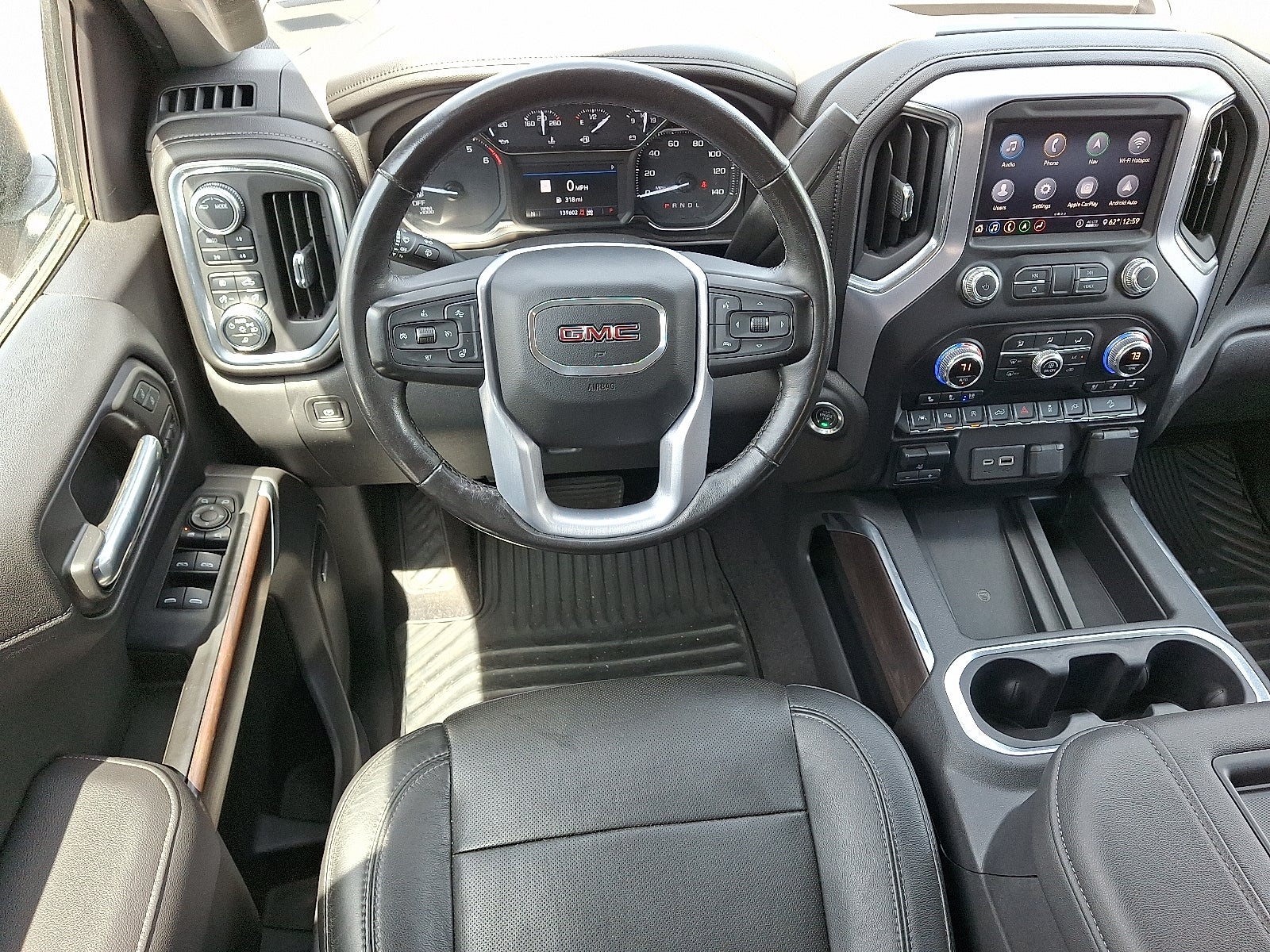 2020 GMC Sierra 1500 4WD Crew Cab Short Box SLT
