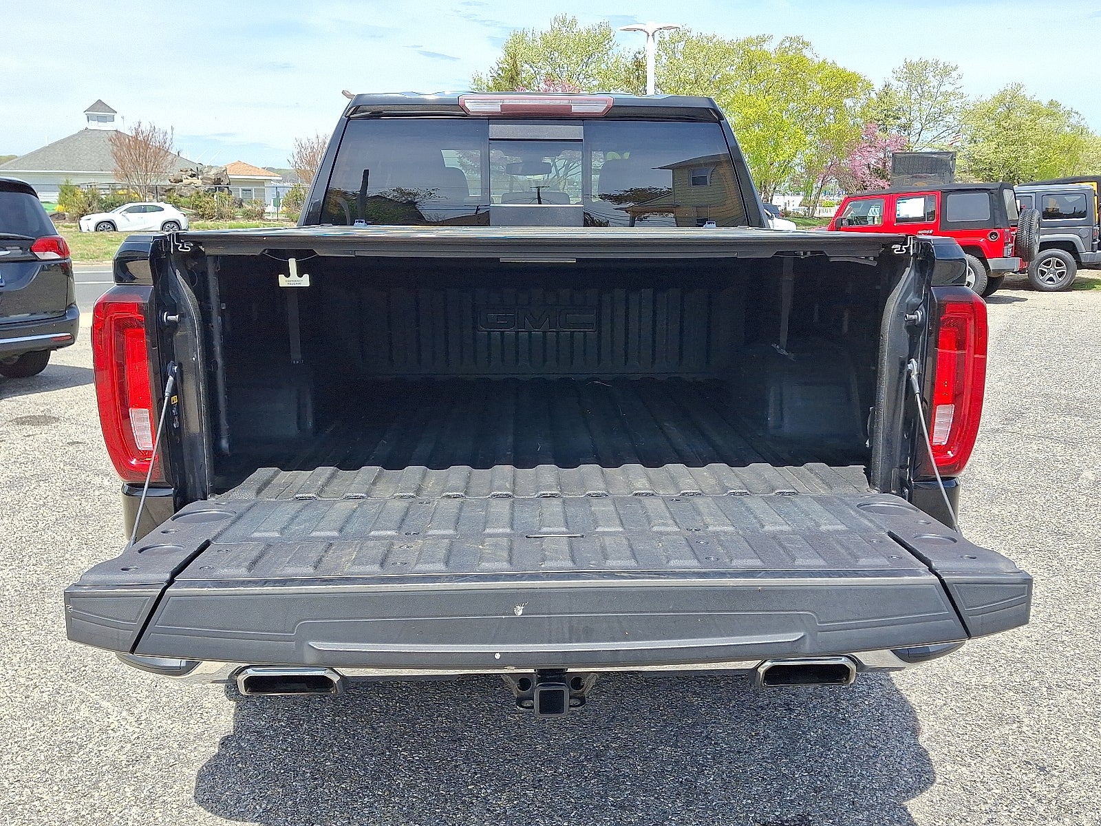 2020 GMC Sierra 1500 4WD Crew Cab Short Box SLT