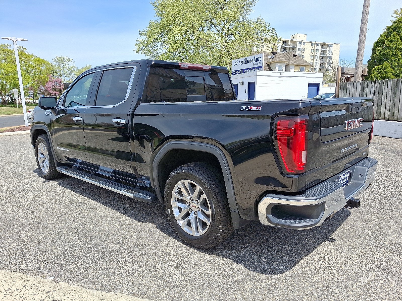 2020 GMC Sierra 1500 4WD Crew Cab Short Box SLT