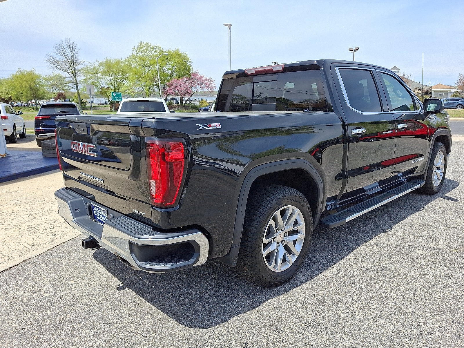 2020 GMC Sierra 1500 4WD Crew Cab Short Box SLT