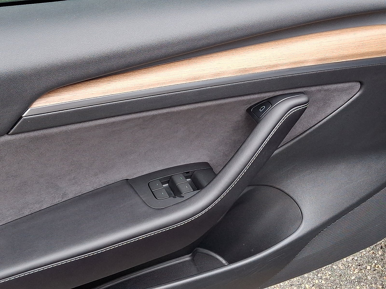 2022 Tesla Model 3 Rear-Wheel Drive