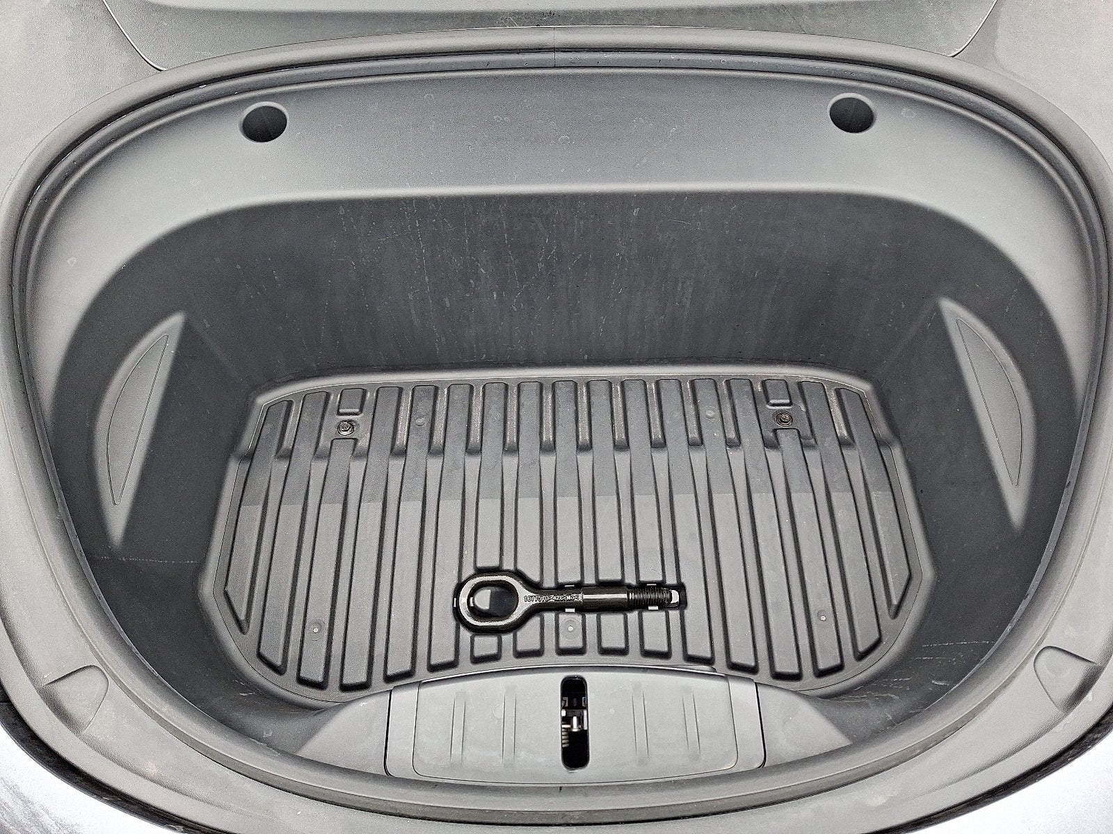 2022 Tesla Model 3 Rear-Wheel Drive