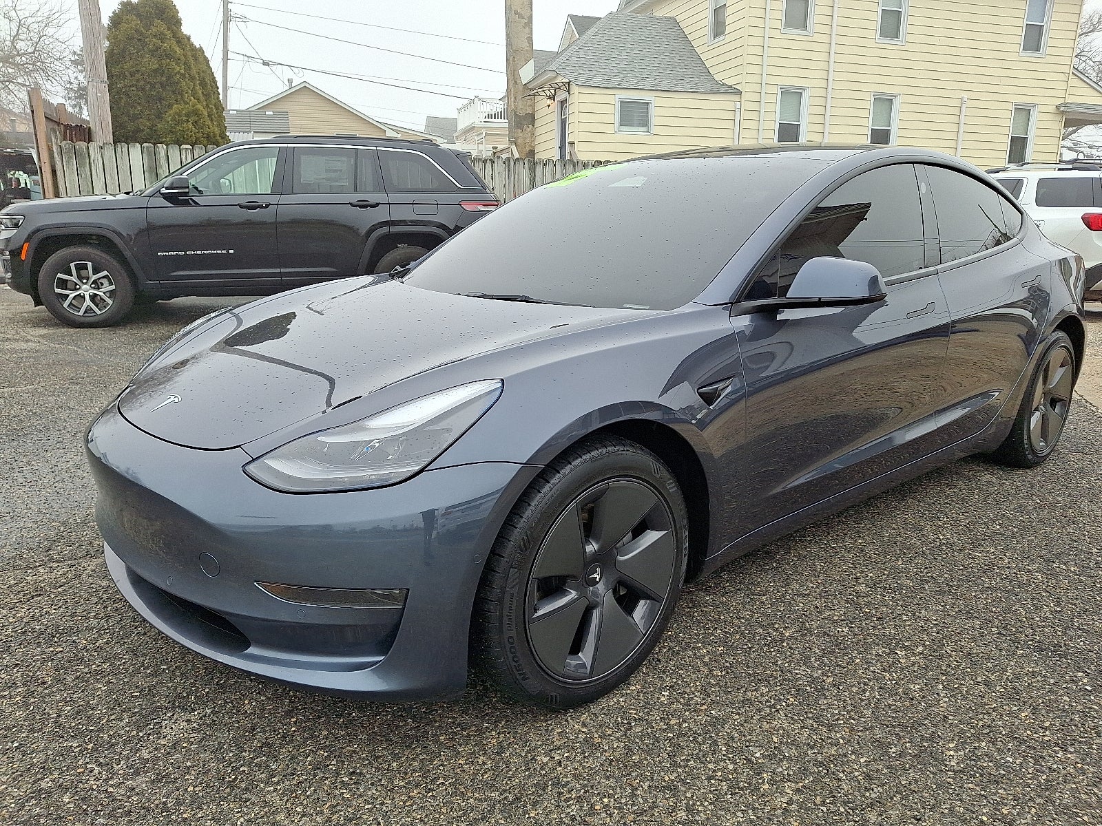 2022 Tesla Model 3 Rear-Wheel Drive