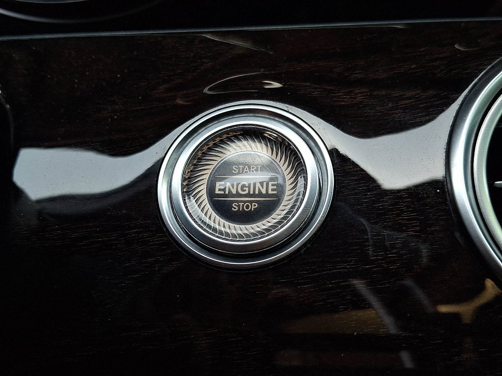 2019 Mercedes-Benz E 300 4MATIC®