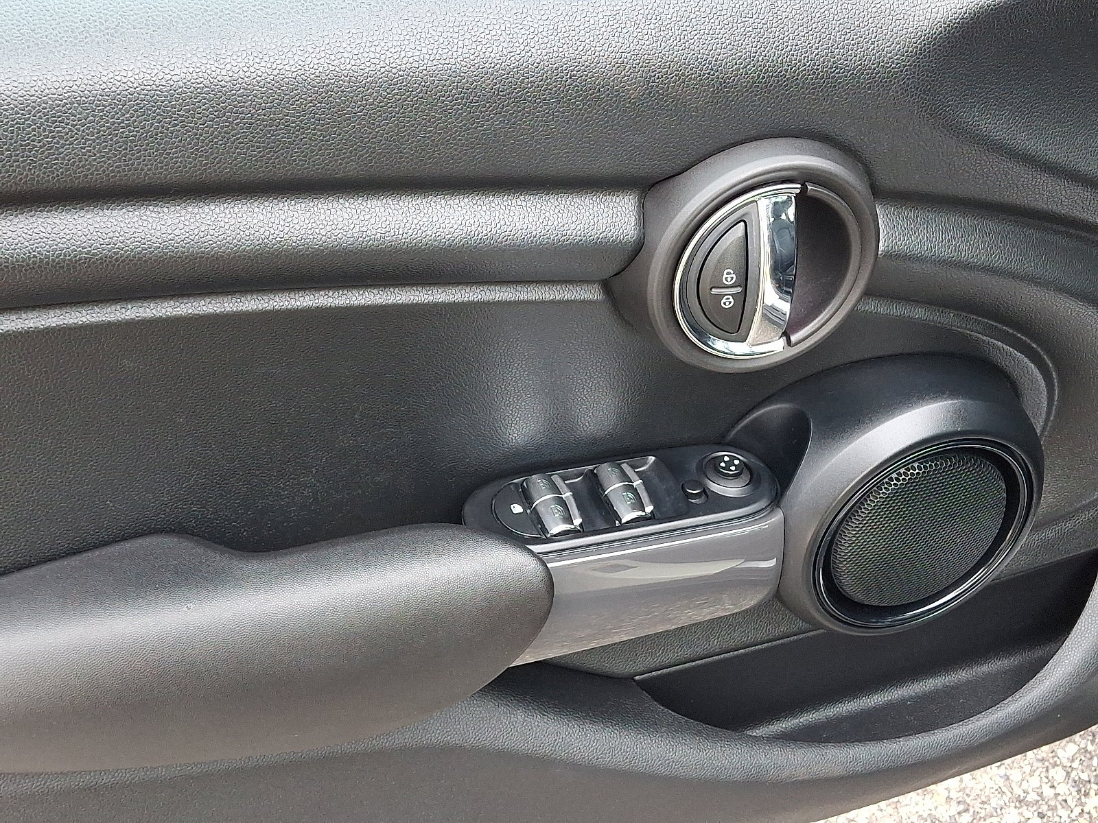 2016 MINI Hardtop 4 Door Cooper