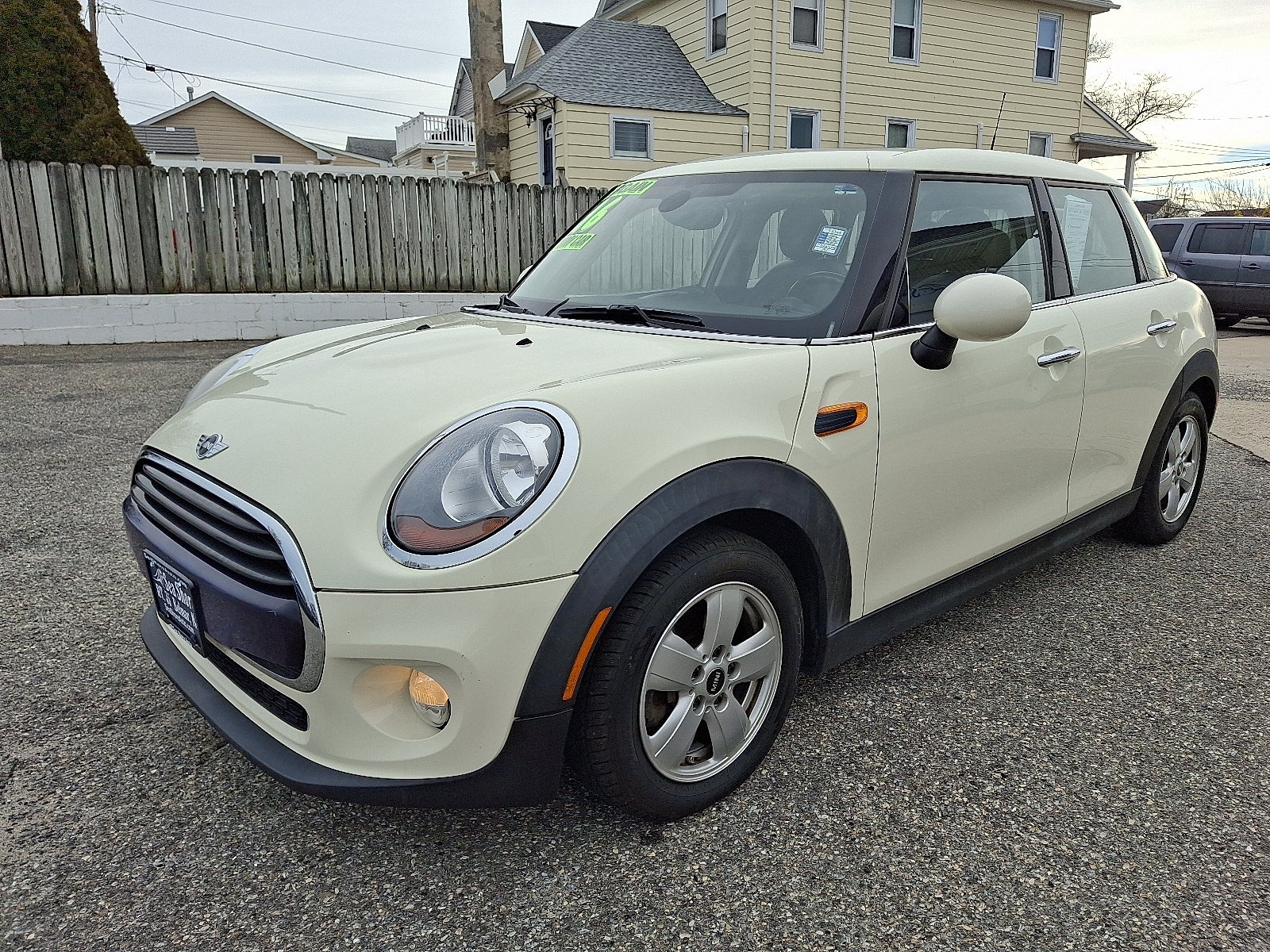 2016 MINI Hardtop 4 Door Cooper