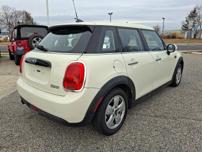 2016 MINI Hardtop 4 Door Cooper